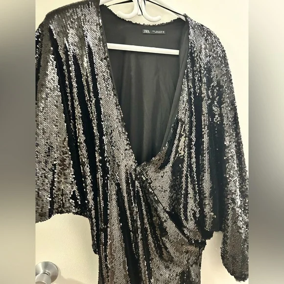 Zara sequin dress. - Picture 4 of 6
